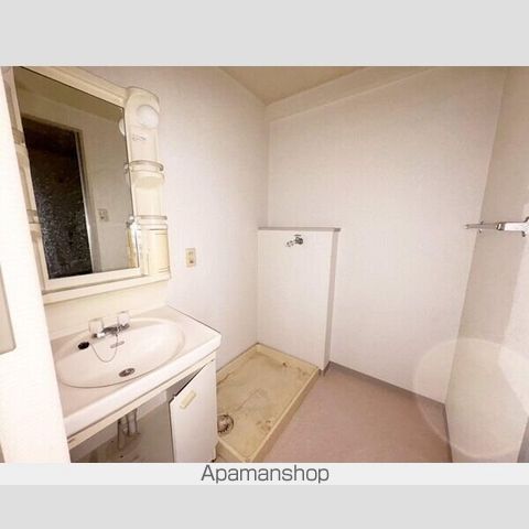 ロイヤルマンションHAMADAの内装写真