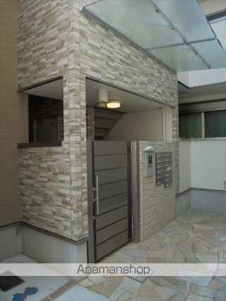 和歌山県和歌山市黒田[1LDK/38.2m2]のエントランス