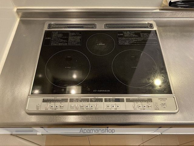 たてのきコートの内装写真