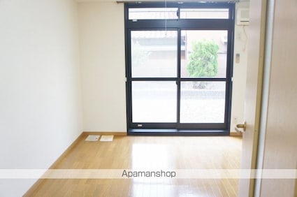 レオパレス如意申[1K/24.84m2]のリビング・居間2