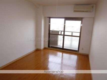 ＡＰＥＸ　ＦＬＡＴ　Ｒ[1K/26.44m2]のリビング・居間