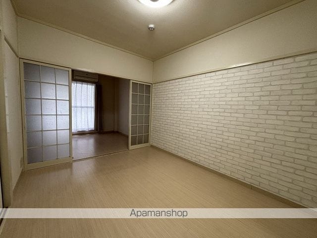 岡町駅前レジデンスの内装写真