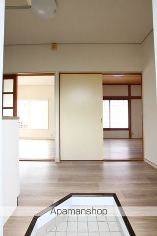 石橋ハイツの内装写真