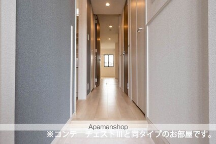 ラクーン守山[1LDK/42.59m2]の玄関