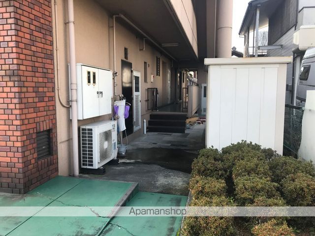 シャトー洗堰の玄関写真