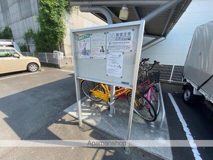 香川県高松市小村町[1LDK/45.77m2]の共用部2