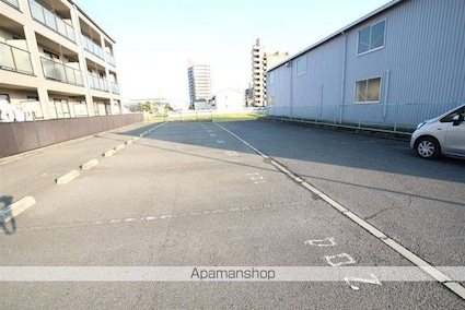 フィネス木太[2DK/44.82m2]の駐車場