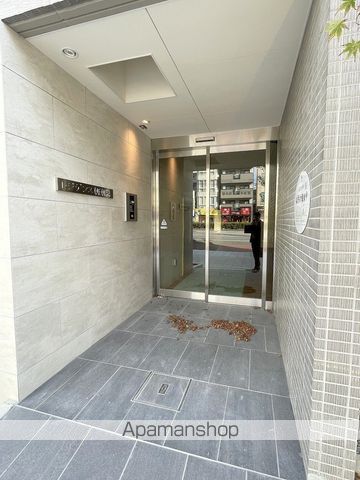 レジデンス朝潮橋の玄関写真