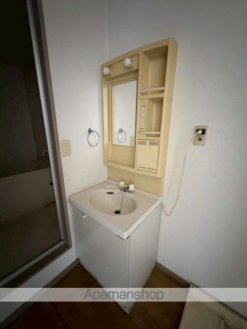 アーバン南岩国B棟の内装写真
