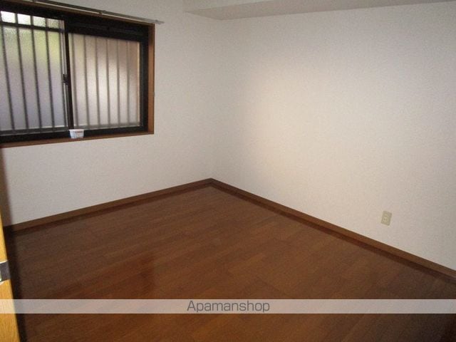 エルミタージュ香貫の内装写真