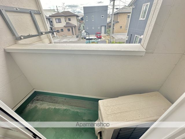 フィールドルミナスIIの内装写真