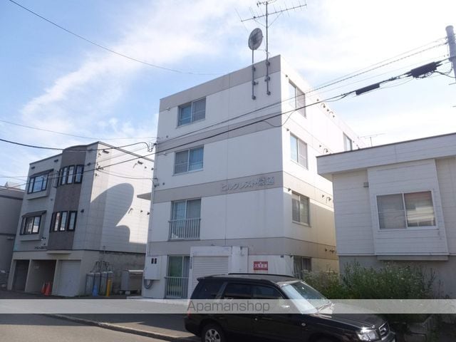 ヒルクレスト栄通の外観写真