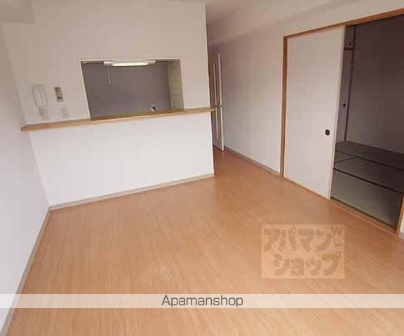 ルミエール森東の内装写真