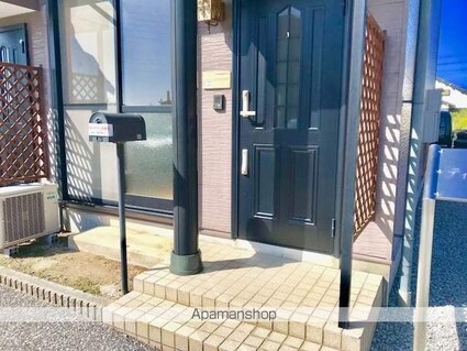 滋賀県長浜市宮司町[2LDK/59.64m2]のエントランス