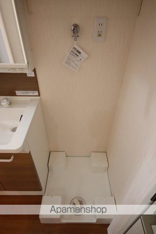 テラスハウス加茂リノベテラスの内装写真