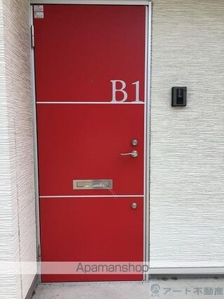 シエスタ南吉田Ｂ棟[1LDK/41.93m2]のエントランス1