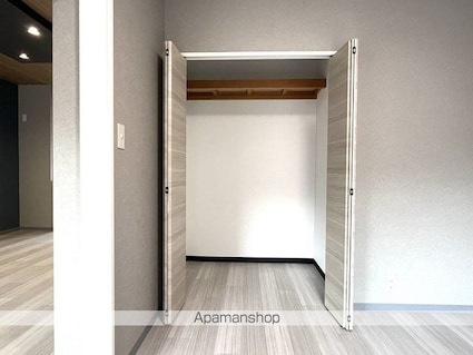 バローゼ１２[3LDK/77.35m2]の収納