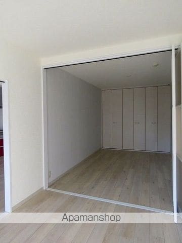 リリーフ長丘の内装写真