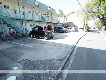 光ハイムＡ[1K/40.72m2]の駐車場