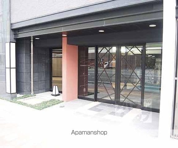 東海道本線 京都駅 徒歩5分 11階建 築14年の玄関写真