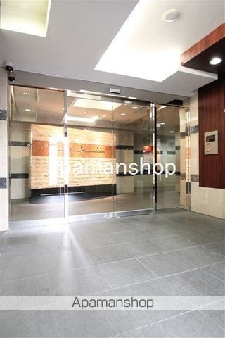 ジュネーゼグラン京町堀の玄関写真