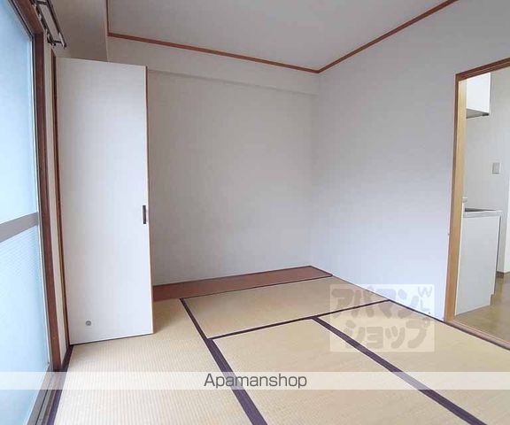 マンションいそい常盤の内装写真