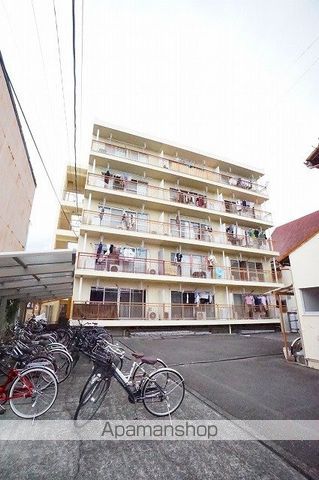新川ハイツの外観写真