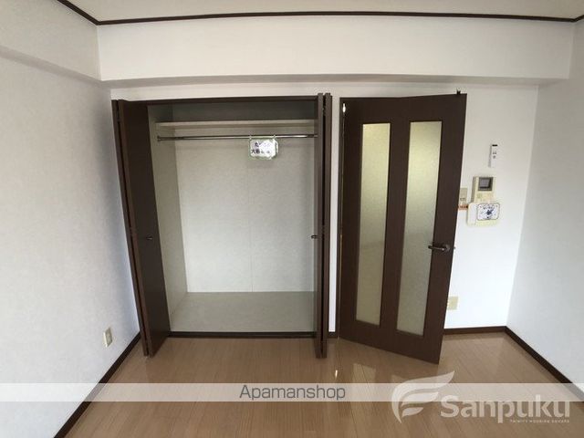 GOODY SANGOYAの内装写真