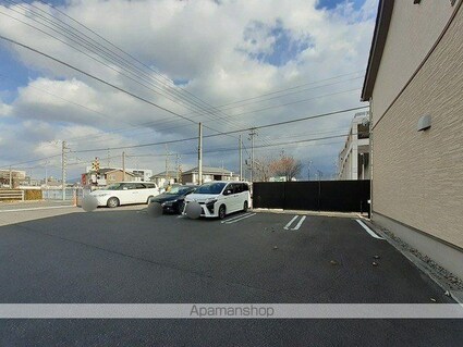 コーポ　里山[1LDK/50.09m2]の駐車場1