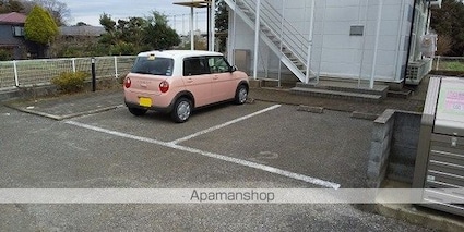 レオパレスグリーンパーク[1K/20.28m2]の駐車場