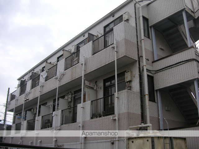 葵マンションの外観写真