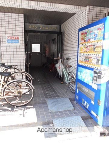 メゾンフェニックスの玄関写真