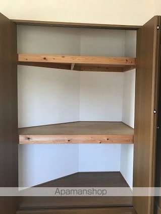 ラ・フォーレ朝倉[2DK/44.1m2]の収納