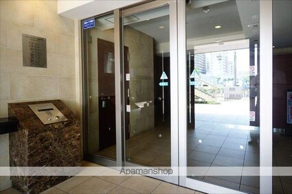 プレサンスロジェ鶴舞駅前[2LDK/63.52m2]のエントランス