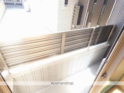 ボンジュール上北沢[1LDK/30.89m2]のバルコニー