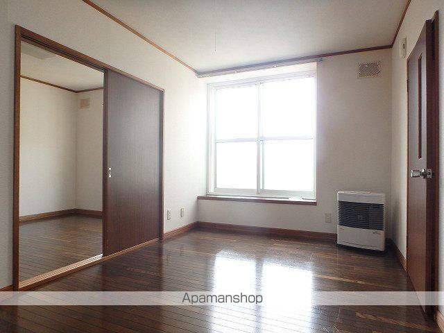 プラタナス曙A棟の内装写真