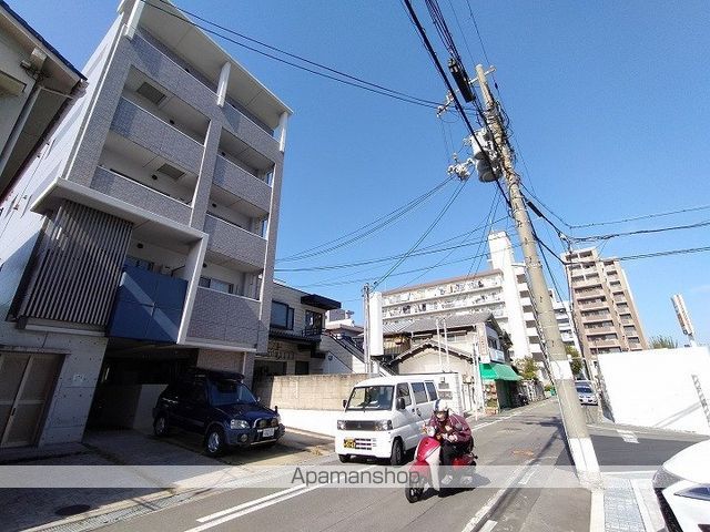 カラコレス穂波の外観写真