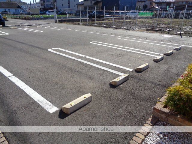 【岐阜市長良小松町のアパートの写真】