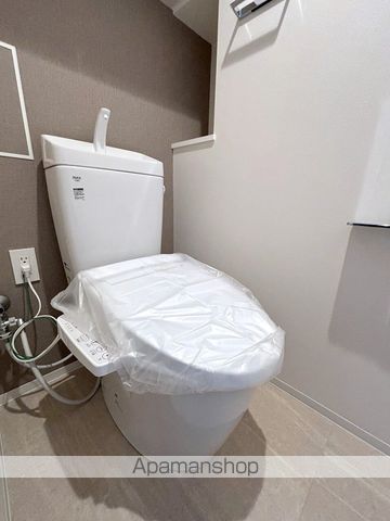 コンフォリア・リヴHOMMACHI WEST Qの内装写真