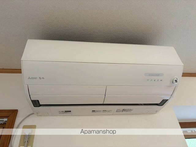 厚木市 2階建 築26年の内装写真