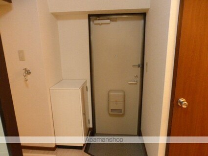 サープラス高野[1K/28m2]の玄関