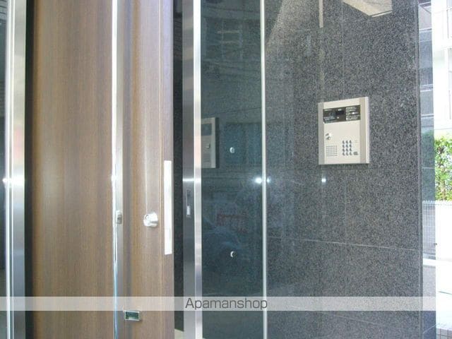イーストガーデンリバーサイド町田の玄関写真