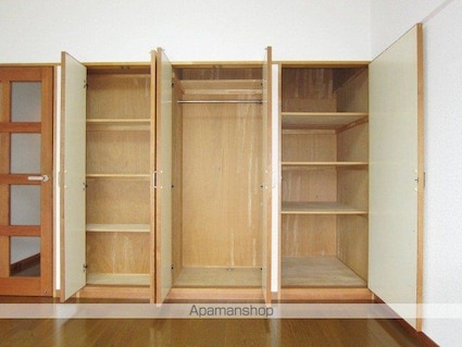 プリムローゼ青木島[1K/28.44m2]の収納