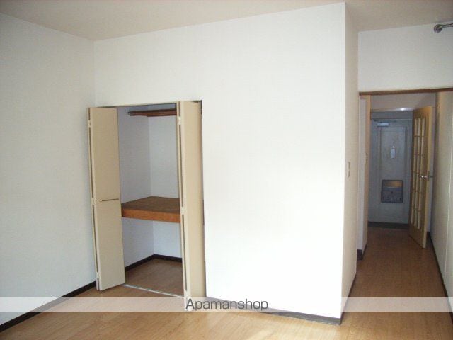 ヴィレッジ山の手の内装写真