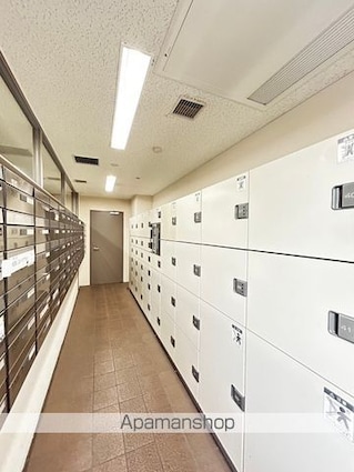 ＵＲビュータワー八王子[3LDK/81.13m2]の共用部2