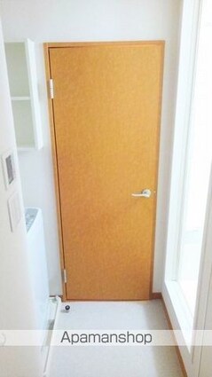 レオパレスアヴニール八幡[1K/28.02m2]の洗面所