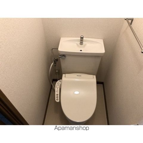 西武鉄道新宿線 都立家政駅 徒歩5分 3階建 築33年の内装写真