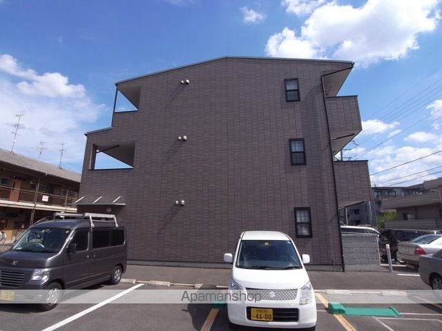 アンプルールフェールデルニエ嵯峨ノ段町の外観写真