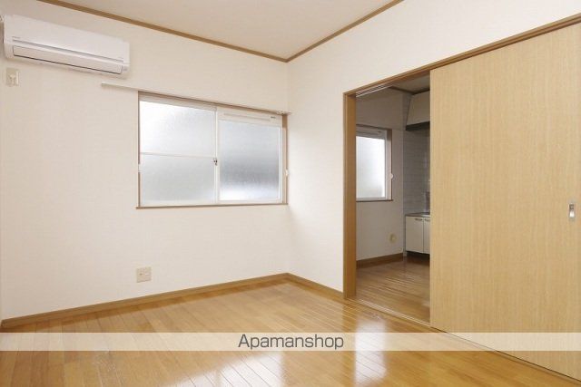 エミール4の内装写真