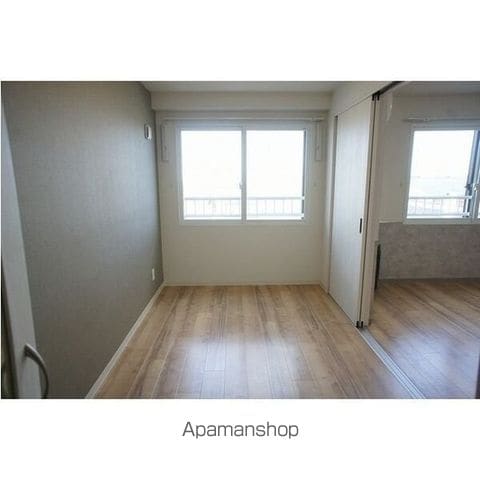 グランメール南郷13駅前の内装写真